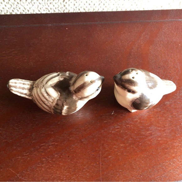 Pfaltzgraff Bird Salt and Pepper Shakers - Picture 5 of 5